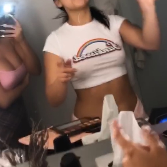 Tops - Sunkissed crop top